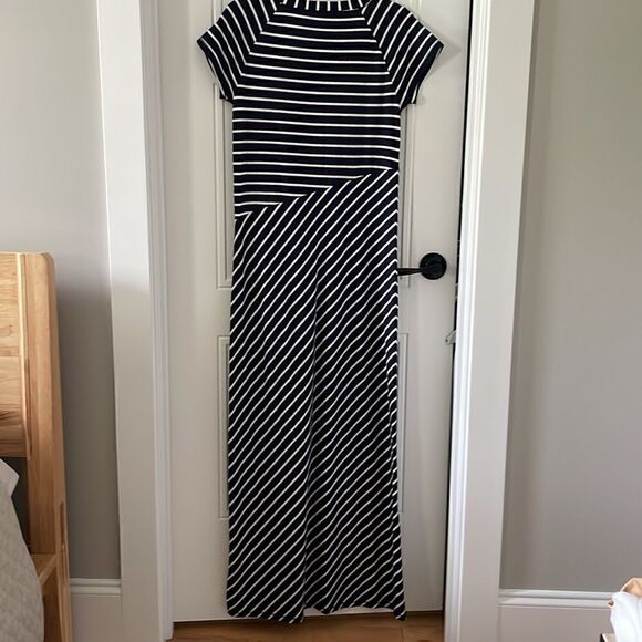 Athleta Makai Maxi T-shirt Dress - Picture 7 of 7